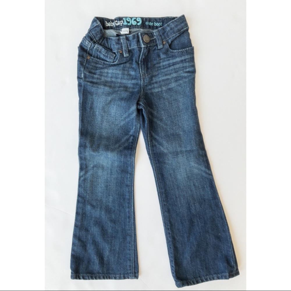 GAP size 4 Cute Boot Jeans